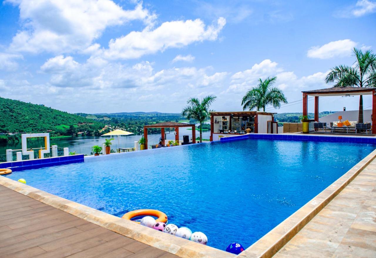 Akosombo Bridgeview Resort מראה חיצוני תמונה