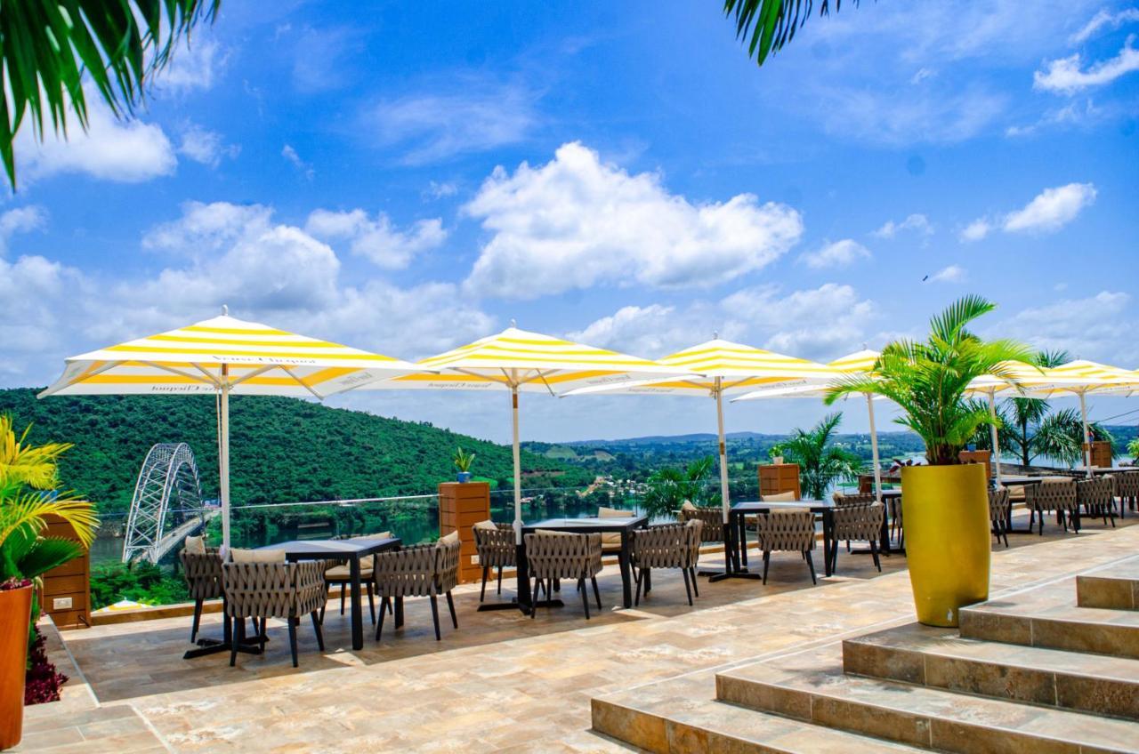 Akosombo Bridgeview Resort מראה חיצוני תמונה