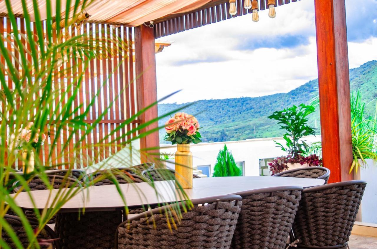 Akosombo Bridgeview Resort מראה חיצוני תמונה