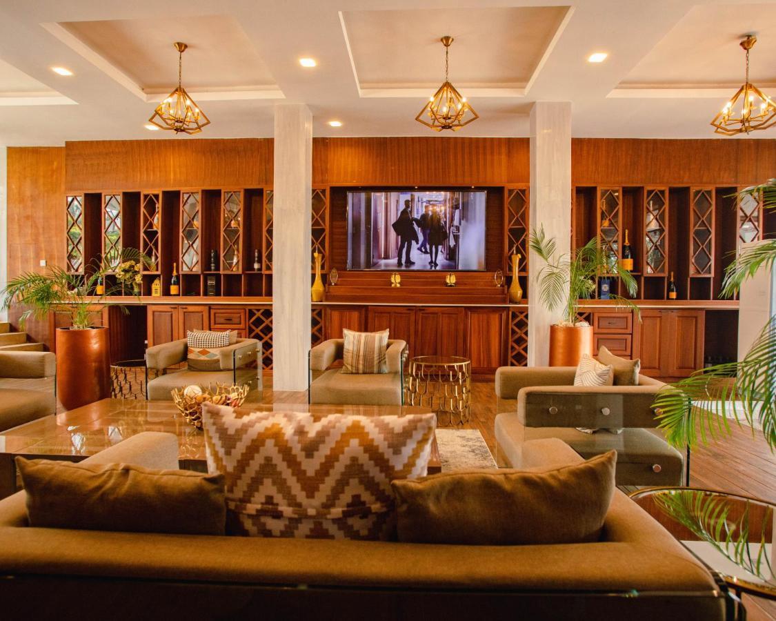 Akosombo Bridgeview Resort מראה חיצוני תמונה